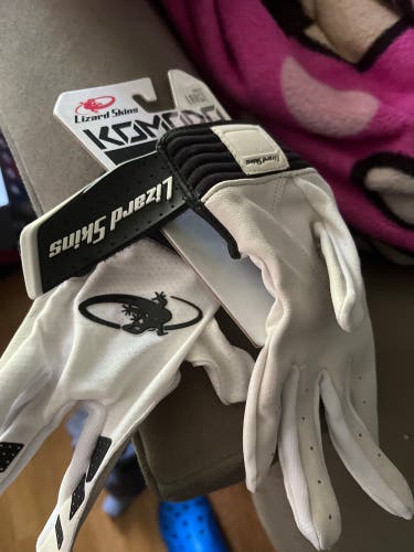 New Youth Large  Lizard Skins Komodo Batting Gloves