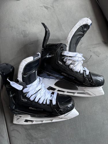 New Bauer Pro Stock  Supreme Mach Hockey Skates