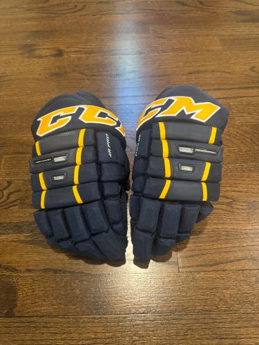 Used CCM 13" 4R Pro2 Gloves