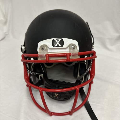 XENITH X2E 2014 Adult Matte Black Football Helmet With Chin Strap. Sz Small