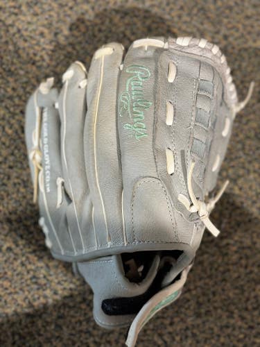 Gray Used  Rawlings Sure Catch Right Hand Throw Outfield Baseball Glove 11.5"