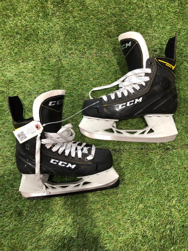 Used CCM Super Tacks 9352 Hockey Skates Regular Width Size 6.0 - Senior