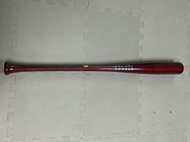 Used Custom Dove Tail Bat 30 oz 33" Model Custom YP66 Rock Maple Bat