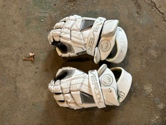 Used  Maverik 13" M5 Lacrosse Gloves