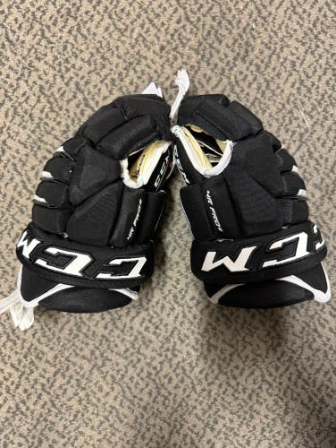CCM Black 4R PRO2 12” gloves