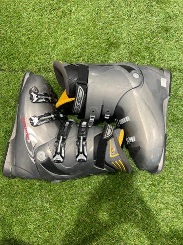Used Men's Salomon Performa 6.0 Ski Boots (Mondo 29/29.5 338mm)
