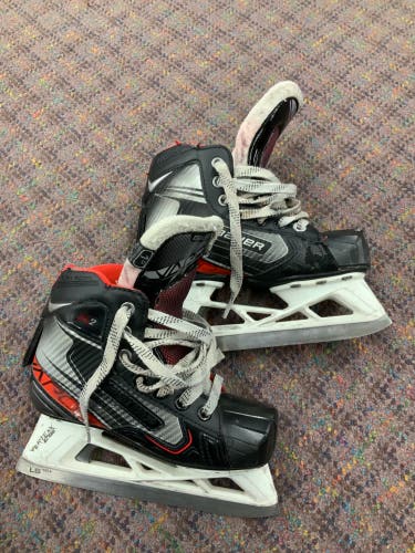 Used Bauer Vapor 2.7 size 1D Goalie Skates