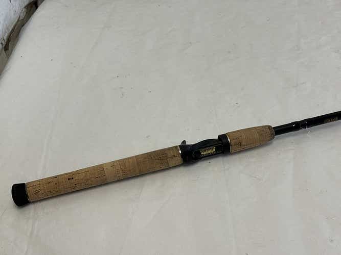 Used Walleye Signature Series Bottom Bouncer Wa70bbt 7' Fishing Casting Rod