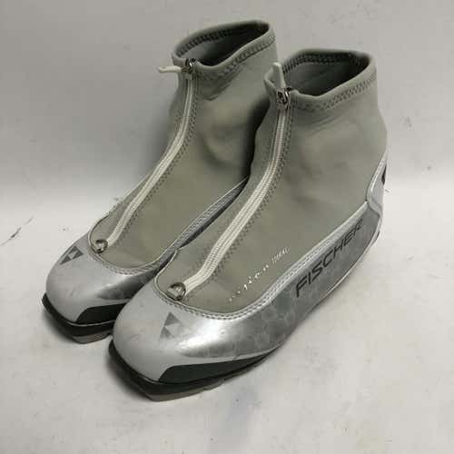 Used Fischer Vision Touring W 07-07.5 Jr 05.5-06 Women's Cross Country Ski Boots