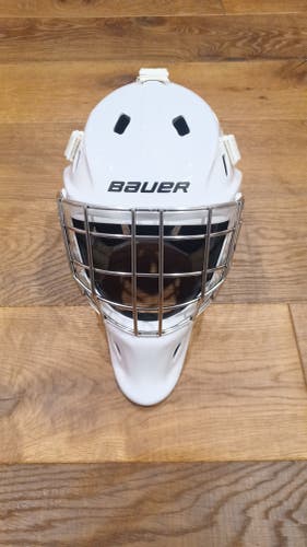Used once Sr Large Bauer NME One Mask