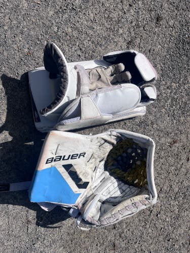 Bauer Supreme Ultrasonic Glove Set