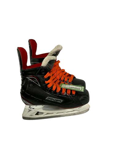 Used Bauer X500 Intermediate Ice Hockey Skates Size 5