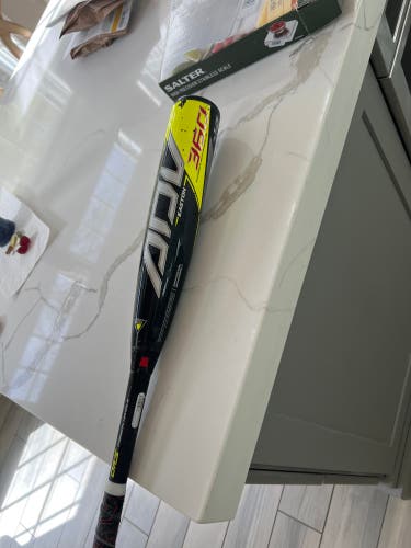 Used 2022 Easton USABat Certified Composite 19 oz 29" ADV 360 Bat