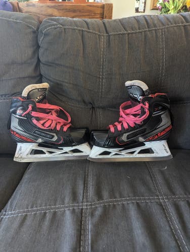 Used Bauer Hockey Goalie Skates Regular Width Size 4