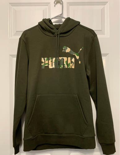 Green New Men’s Small Puma Sweatshirt