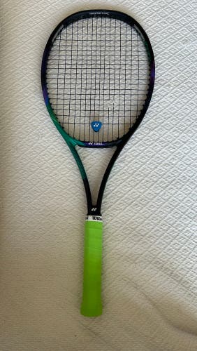 Used Adult YONEX VCORE Pro 97 310 Tennis Racquet
