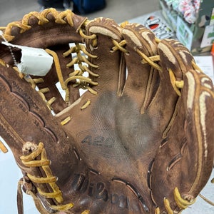 Used  Infield 11.25" A2000 Baseball Glove
