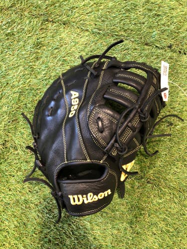 Used Wilson A950 Right Hand Throw First Base Baseball Glove 12"