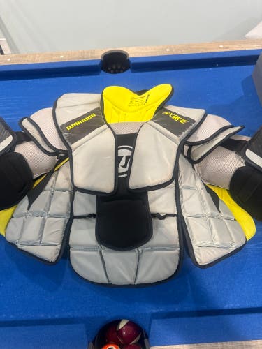 Used  Warrior RX3E+ Goalie Chest Protector