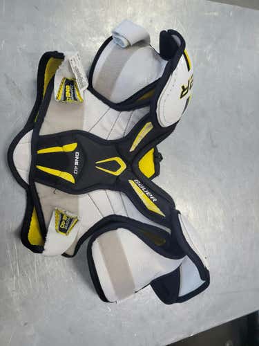 Used Bauer One 40 Sm Hockey Shoulder Pads