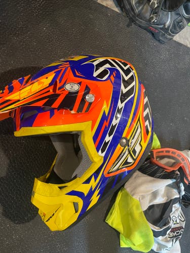 Used Andrew Short Fly Racing helmet size med