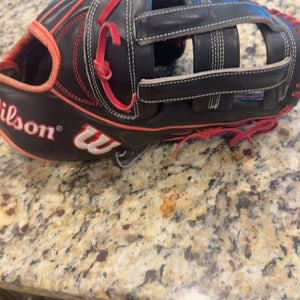 Used  Outfield 12.5" A2K Baseball Glove