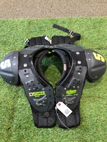 Used XS Youth Schutt DS Flex Shoulder Pads