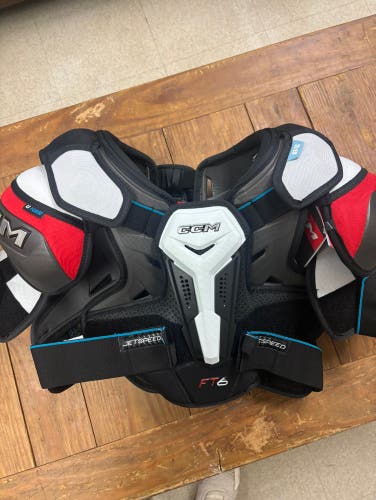 New Small CCM FT6 Shoulder Pads