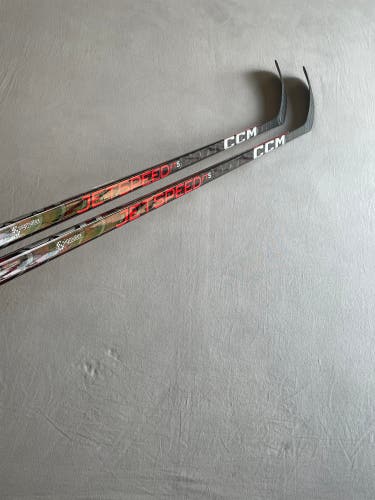 *2 Pack* of New Senior CCM Jetspeed FT5 Right Handed Hockey Sticks 85 Flex P29