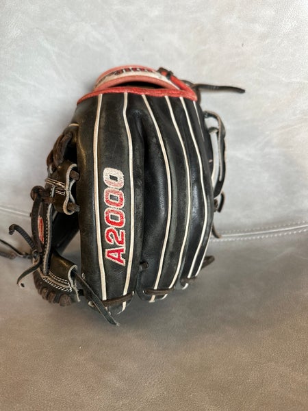 Used 2023 Infield 11.75" A2000 Baseball Glove