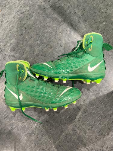Used Men's Nike Force Football Cleat (Size 7.0)