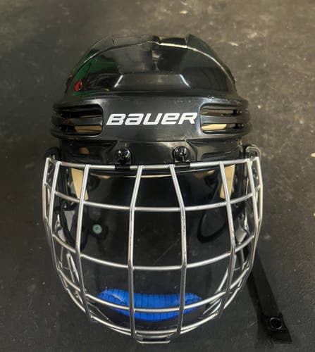Black Medium Bauer 4500