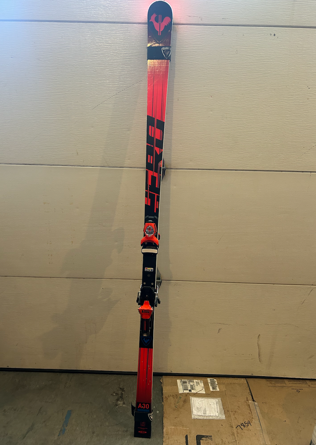 BRAND NEW 2019 Rossignol 193 cm 30m FIS GS skis | SidelineSwap
