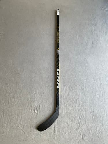 Like New Senior CCM Super Tacks AS-V Left Handed Hockey Stick 80 Flex P28