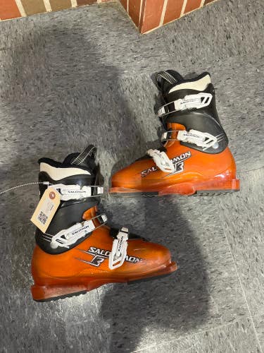 Used Kid's Salomon T3 RT Ski Boots | Mondo 24 & 24.5 (285mm)