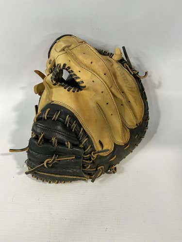 Used Mizuno Gxc 105 30" Catcher's Gloves