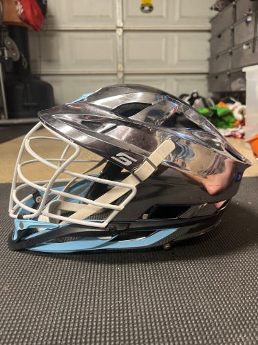 Custom Silver Cascade S Helmet