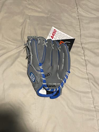 New Wilson A450 10.75” Right Handed Thrower Baseball Glove