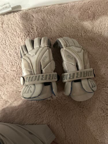 Used  Warrior Small Evo Lacrosse Gloves