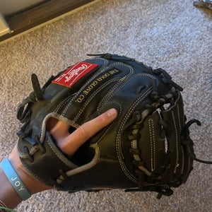 Used  Right Hand Throw  Gold Glove Gamer Series Baseball Glove