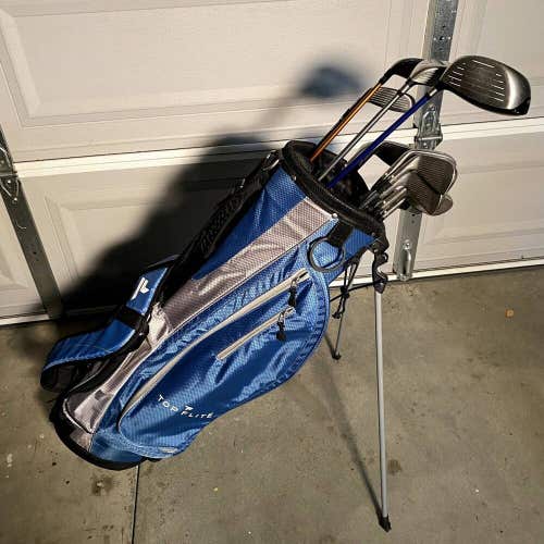 Cleveland and Titleist Golf Club Complete Set With Stand Bag