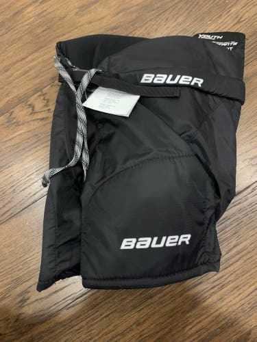Youth New Medium Bauer NEXUS ELEVATE Hockey Pants