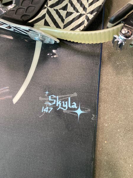 K2 SKYLLA 147 × K2 Cassette M Used Women's K2 Skyla 147 Snowboard All Mountain With Ride DVA