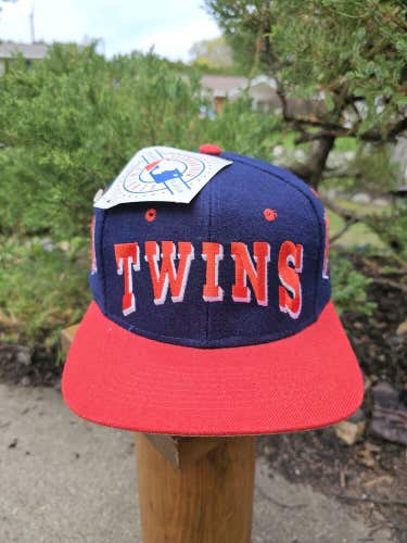 NEW Vintage Rare Minnesota Twins MLB Sports Wool Blend Hat Drew Pearson Snapback