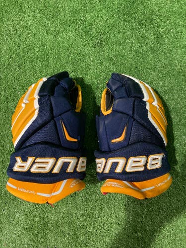 Blue Used Junior Bauer Vapor APX2 Gloves 12"
