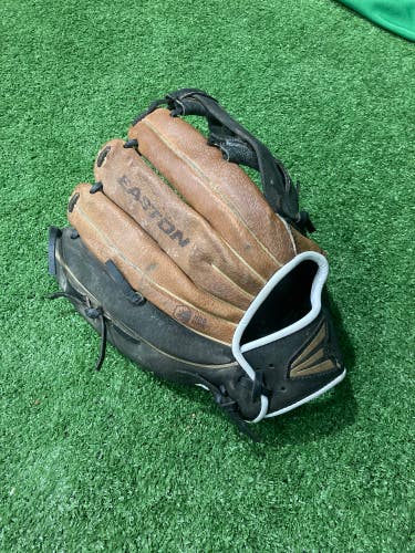 Brown Used Easton Scout Right Hand Throw Infield Baseball Glove 11"