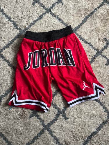 Chicago Bulls red jordan shorts
