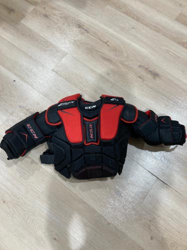 Used Youth Small / Medium CCM Extreme Flex E1.5 Goalie Chest Protector