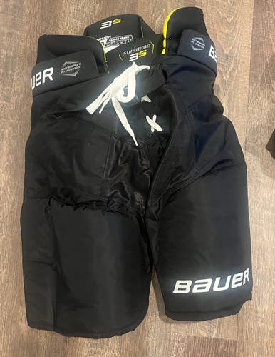 Like New - Senior Large Bauer Supreme 3S Hockey Pants