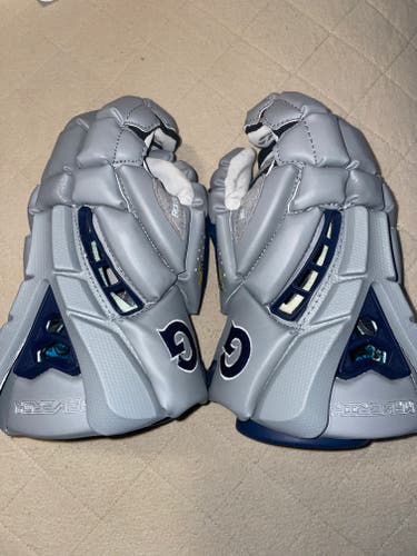 New Maverik Rome Lacrosse Gloves Large
